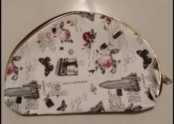 Cosmetiquera sencilla